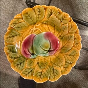 Sarreguemines Majolica Fruit apples Plate France Vintage Dessert plate 7.5 in